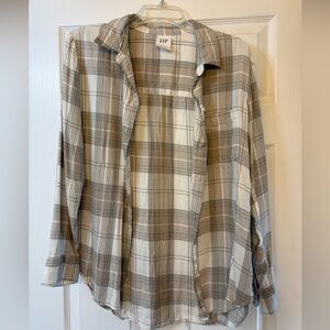 GAP Women’s Casual Plaid Shirt - Tan and White